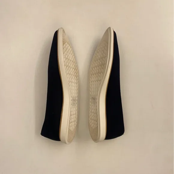 Vivaia || Veronica Pointed-Toe All-Day Standing Flats Navy Blue 38