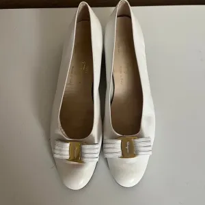 White salvatore ferraegamo ballet flats