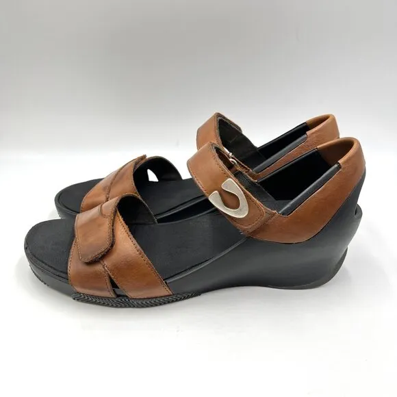 Wolky Womens Epoch Size 41 EU 9.5 US Cognac Brown Leather Wedges Sandals Shoes