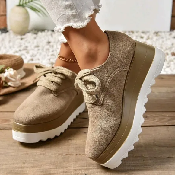 Women's Chunky Platform Lace-Up Suede Oxfords, Khaki Color, Fashionable Casual