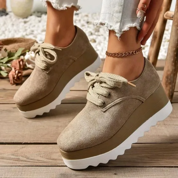 Women's Chunky Platform Lace-Up Suede Oxfords, Khaki Color, Fashionable Casual