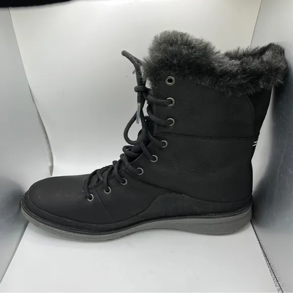 Women’s Merrell 200 Gram Insulated Boots Size 10