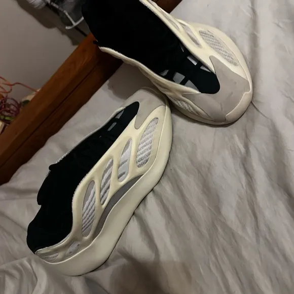 Yeezy Cream and Black Sneakers with Chunky Silhouette