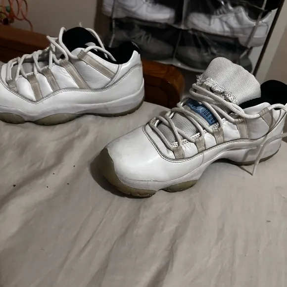 Yeezy Cream and Black Sneakers with Chunky Silhouette