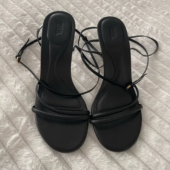 Zara Black Strappy Heeled Leather Sandals