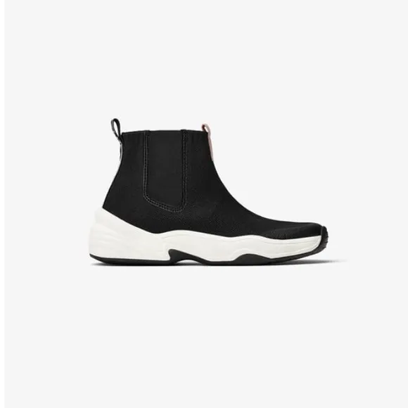 Zara kids black high top elastic straps sneakers