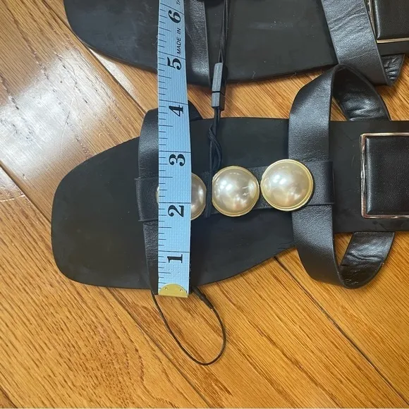 Zara Pearl Flat Sandals Black leather white pearls golden hardware SZ EU 41