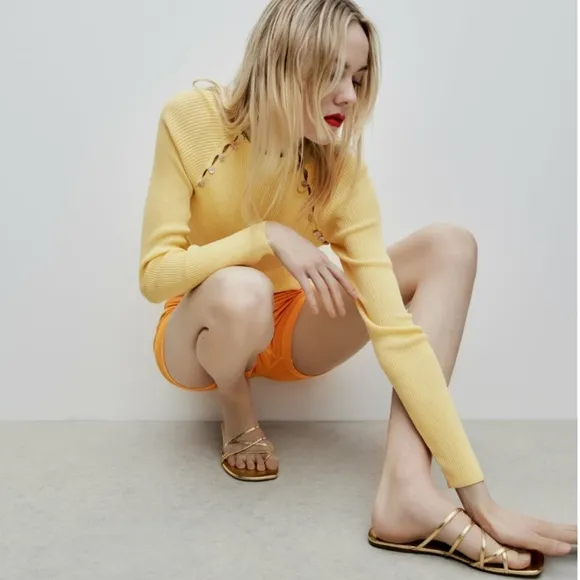 Zara THIN STRAPPY FLAT SANDALS bloggers favorite