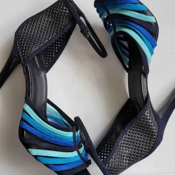 Zara tonal blue strappy stiletto ankle strap stiletto sandals size 41